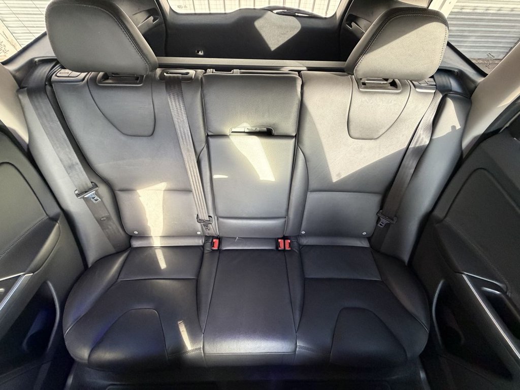 Used Volvo XC60 2015 for sale - 76569869: Photo 10