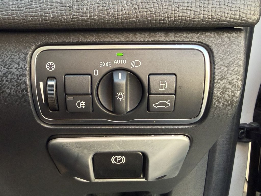 Used Volvo XC60 2015 for sale - 76569869: Photo 22