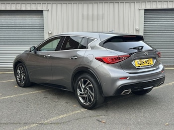 Used Infiniti Q30 2016 for sale - 76417866: Photo