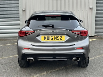 Used Infiniti Q30 2016 for sale - 76417866: Photo