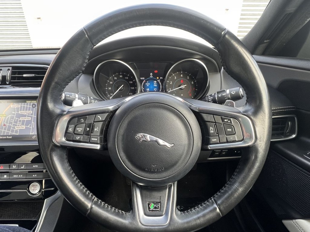 Used Jaguar XE 2018 for sale - 77084118: Photo 19