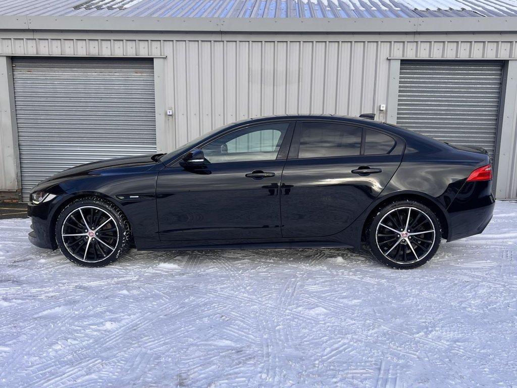 Used Jaguar XE 2018 for sale - 77084118: Photo 2