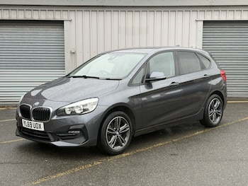 2020 (69) - 218i Sport 5dr