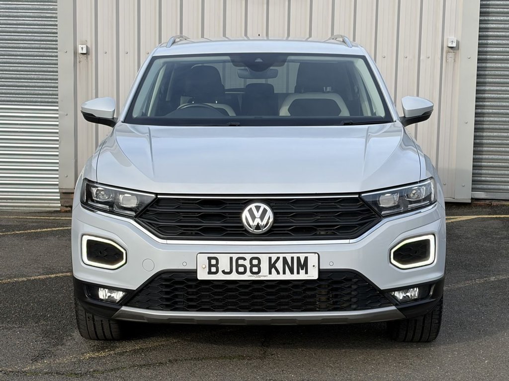 Used Volkswagen T-Roc 2018 for sale - 77692747: Photo 8