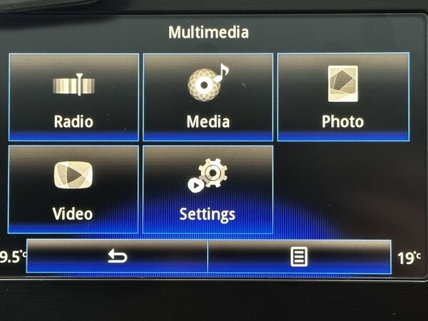 Used Renault Megane 2017 for sale - 76303767: Photo 12