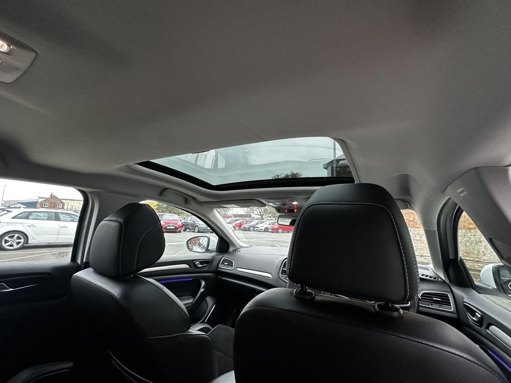 Used Renault Megane 2017 for sale - 76303767: Photo 21