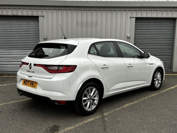 Used Renault Megane 2017 for sale - 76303767: Photo 5
