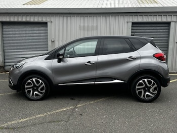 Used Renault Captur 2015 for sale - 76303706: Photo 2