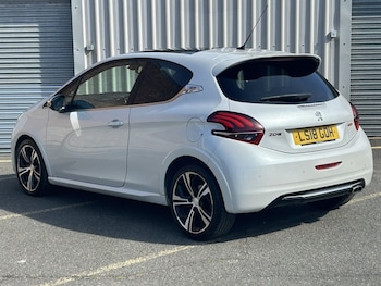 Used Peugeot 208 2018 for sale - 75548382: Photo
