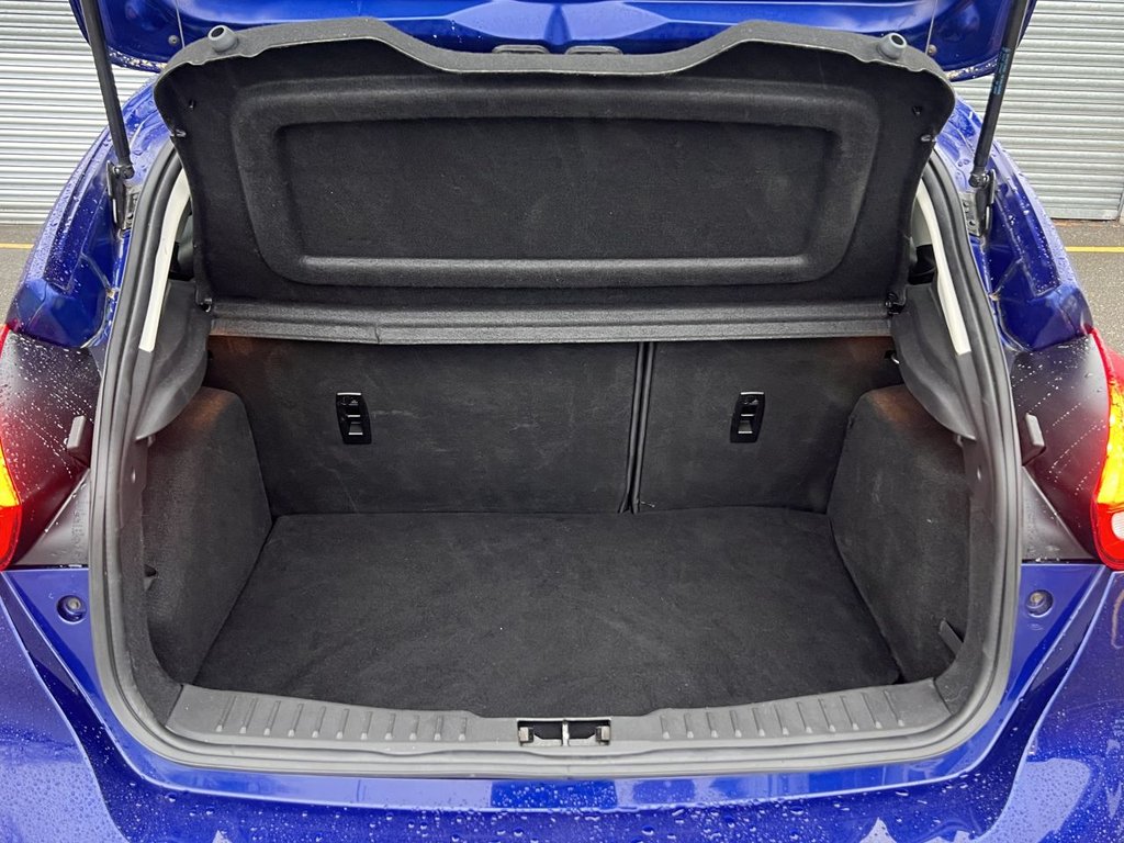 Used Ford Focus 2016 for sale - 76973183: Photo 9