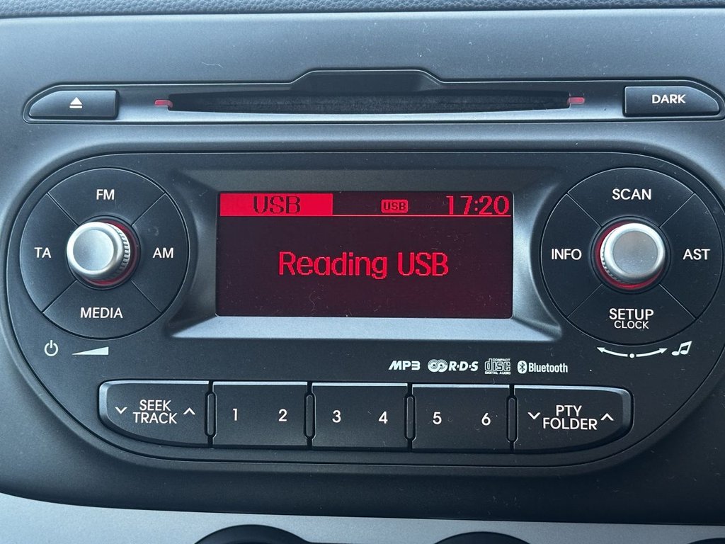 Used Kia Picanto 2015 for sale - 76417201: Photo 16