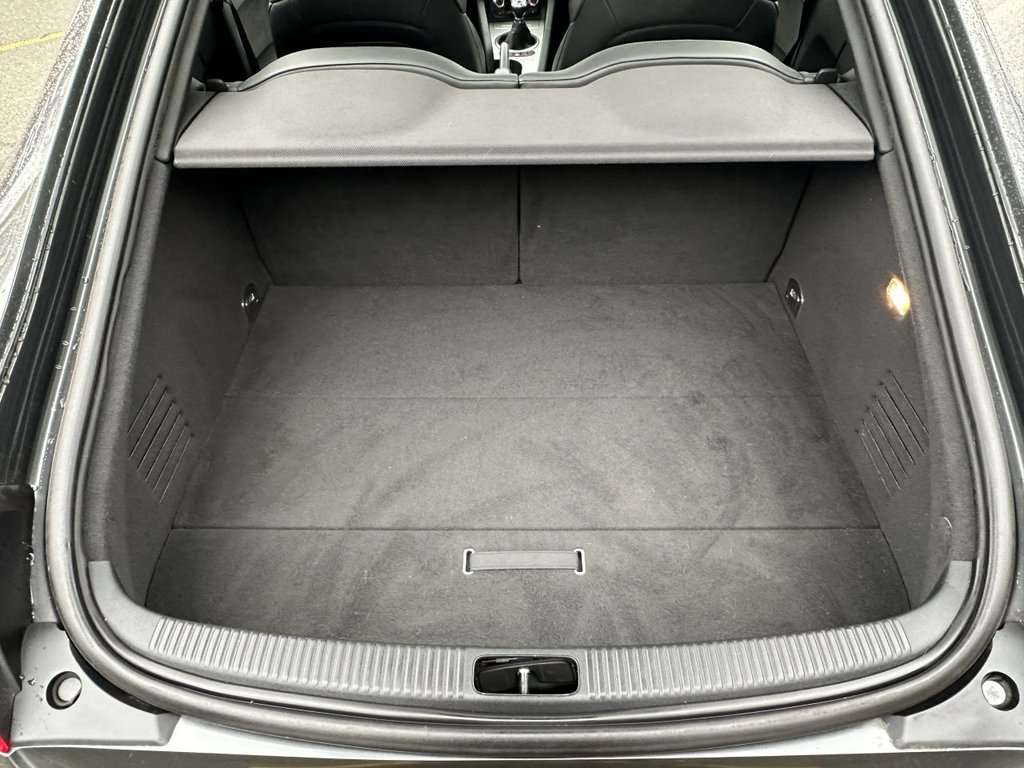 Used Audi TT 2014 for sale - 76985997: Photo 9