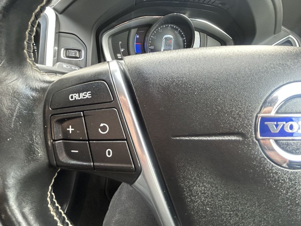 Used Volvo XC60 2014 for sale - 76172907: Photo 13