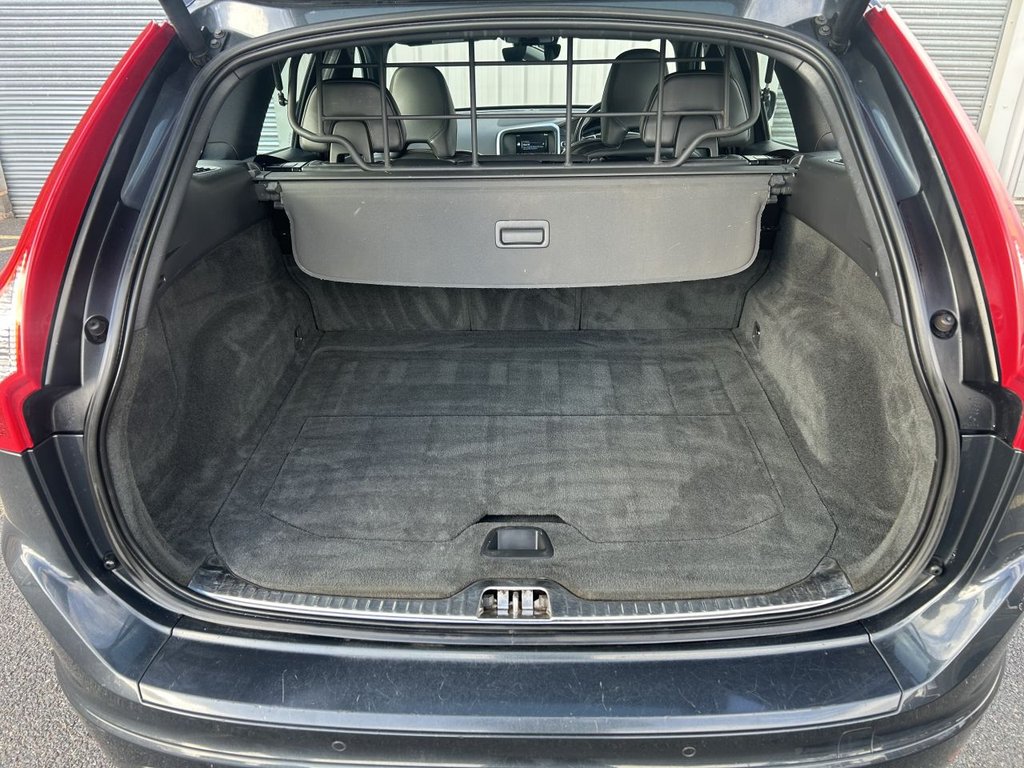 Used Volvo XC60 2014 for sale - 76172907: Photo 9