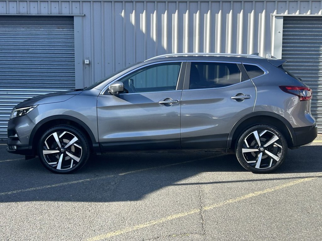 Used Nissan Qashqai 2018 for sale - 76162935: Photo 2