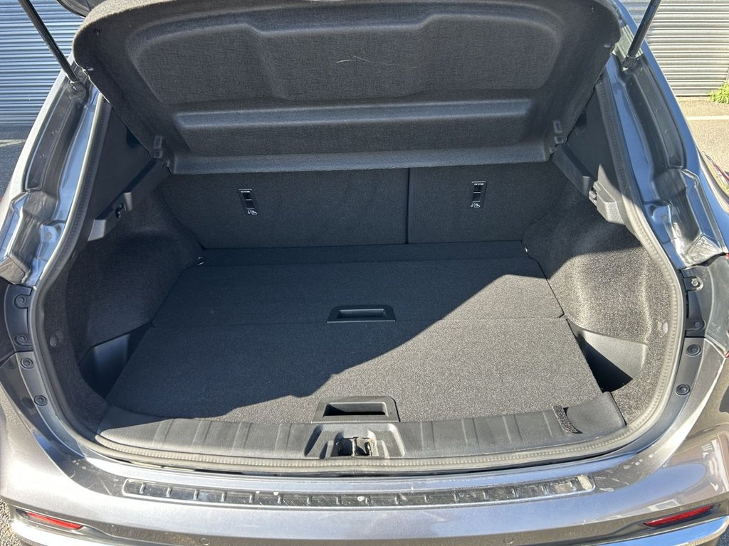 Used Nissan Qashqai 2018 for sale - 76162935: Photo 9