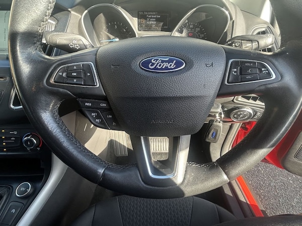 Used Ford Focus 2017 for sale - 76223196: Photo 12
