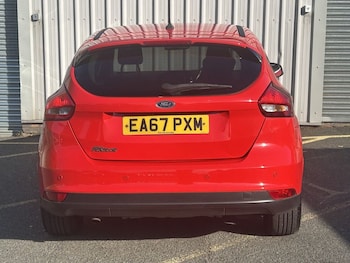 Used Ford Focus 2017 for sale - 76223196: Photo 4