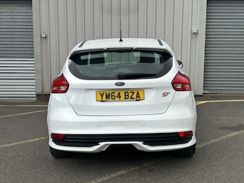 Used Ford Focus 2015 for sale - 75721809: Photo