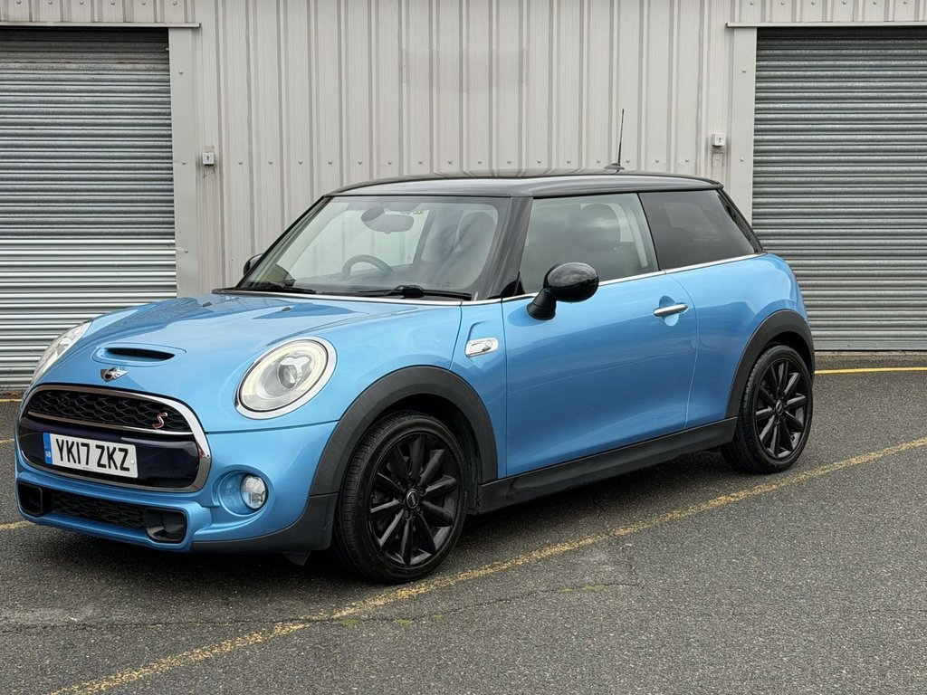 Used MINI Hatch 2017 for sale - 76291142: Photo 1