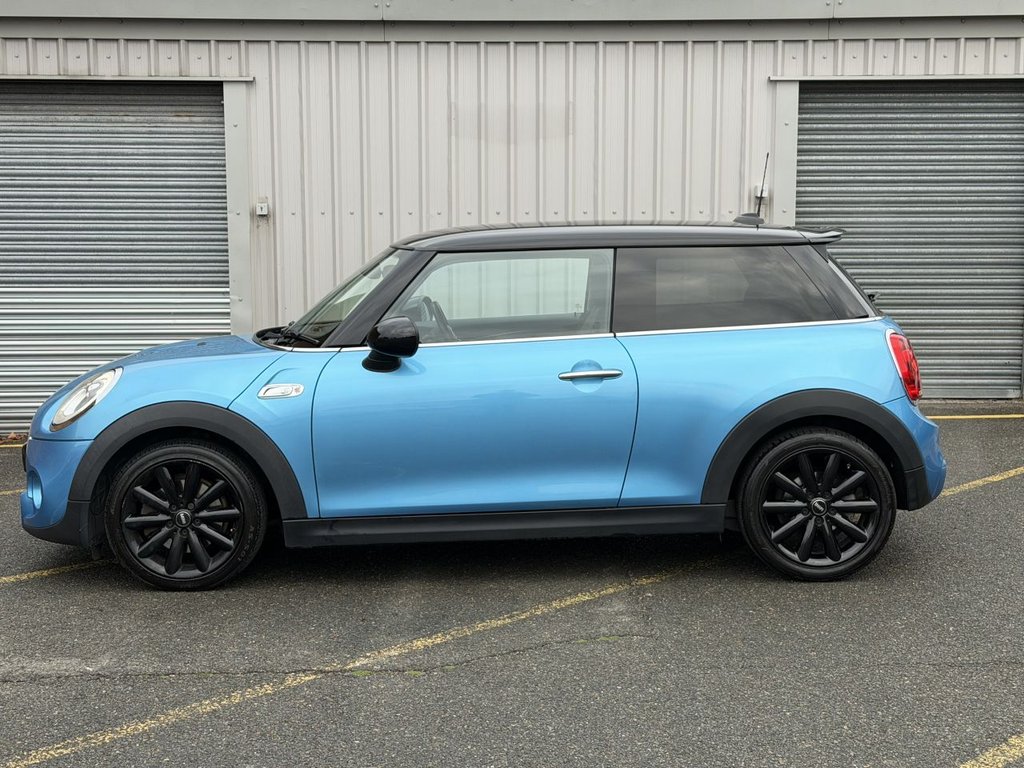 Used MINI Hatch 2017 for sale - 76291142: Photo 2