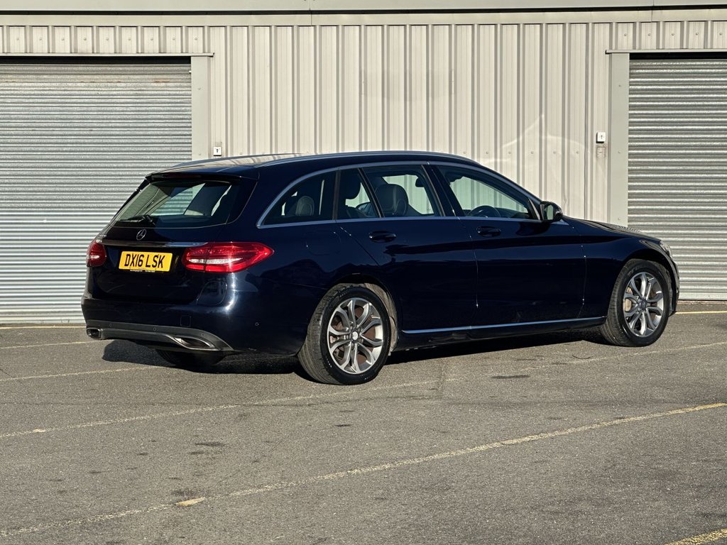 Used Mercedes-Benz C Class 2016 for sale - 76923155: Photo 5