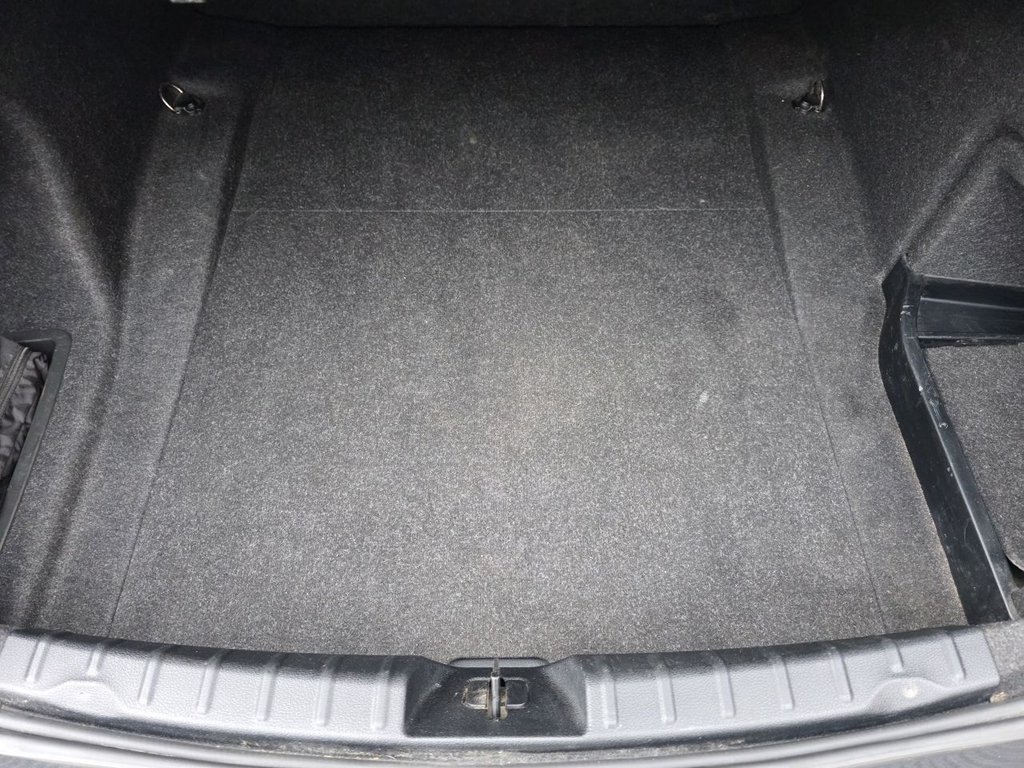 Used BMW 3 Series 2015 for sale - 76223207: Photo 9