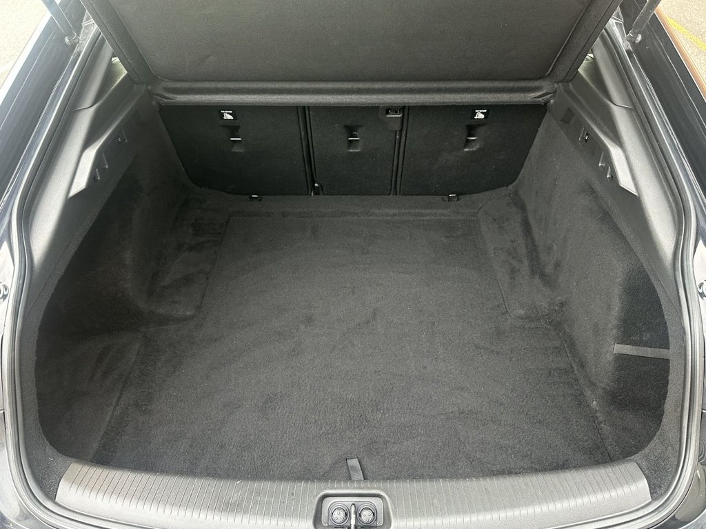 Used Vauxhall Insignia 2019 for sale - 77171721: Photo 11