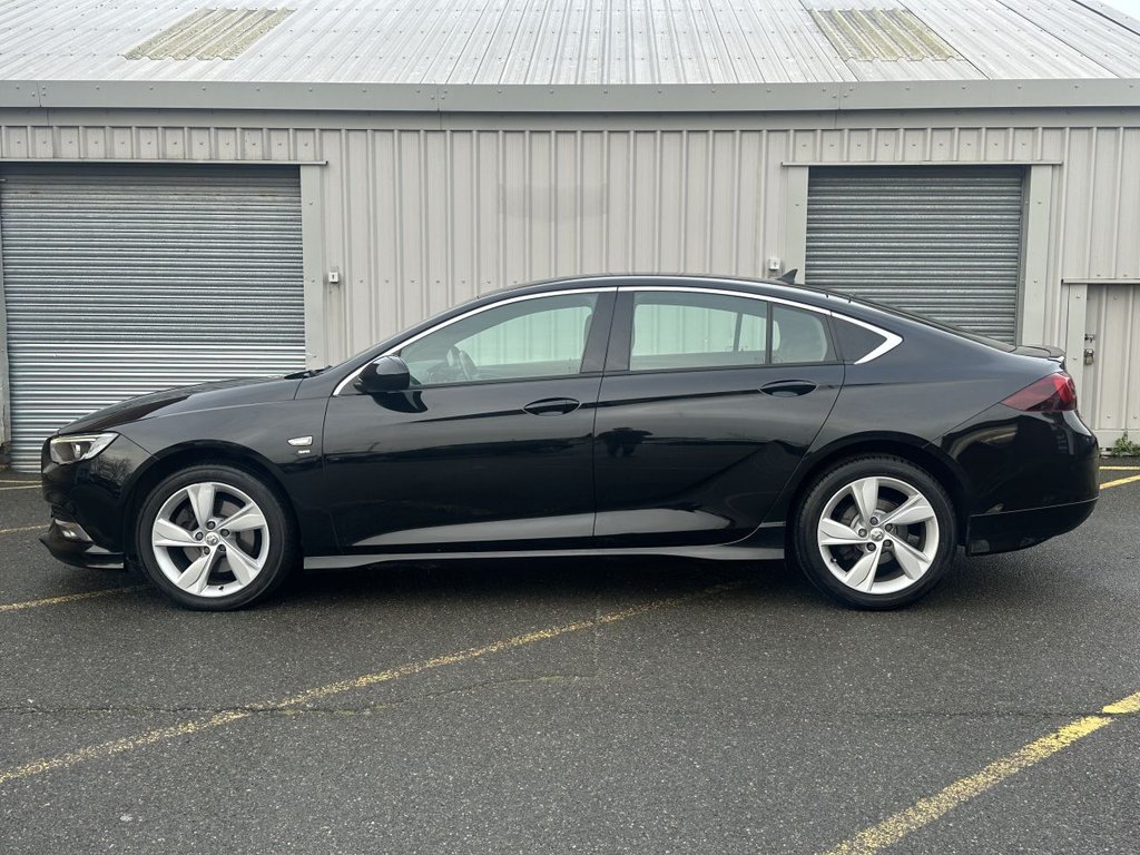 Used Vauxhall Insignia 2019 for sale - 77171721: Photo 2