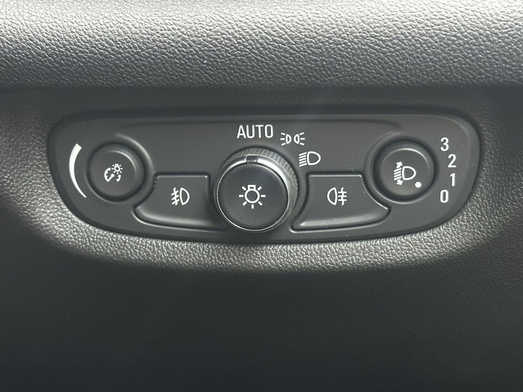 Used Vauxhall Insignia 2019 for sale - 77171721: Photo 20