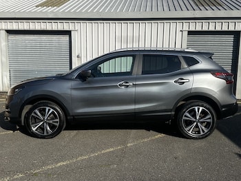 Used Nissan Qashqai 2017 for sale - 76235867: Photo
