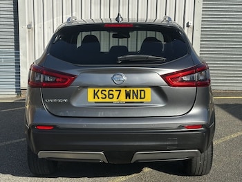 Used Nissan Qashqai 2017 for sale - 76235867: Photo