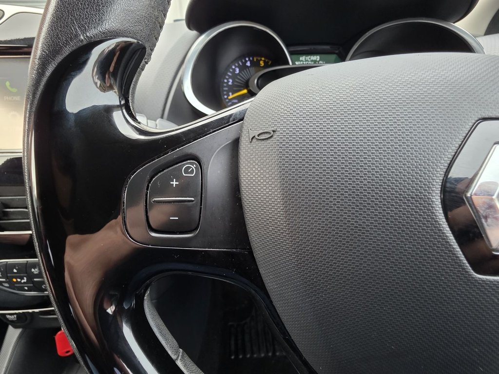 Used Renault Clio 2015 for sale - 76266811: Photo 13