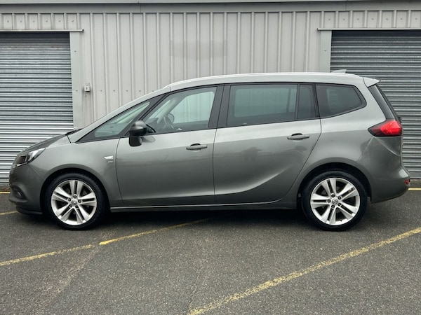 Used Vauxhall Zafira 2017 for sale - 76303463: Photo 2