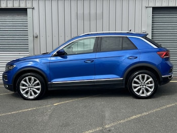Used Volkswagen T-Roc 2021 for sale - 75619256: Photo