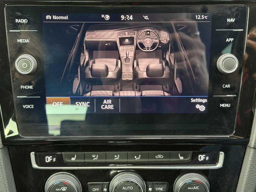 Used Volkswagen Golf 2019 for sale - 76469752: Photo 19