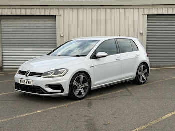 Used Volkswagen Golf 2019 for sale - 76469752: Photo
