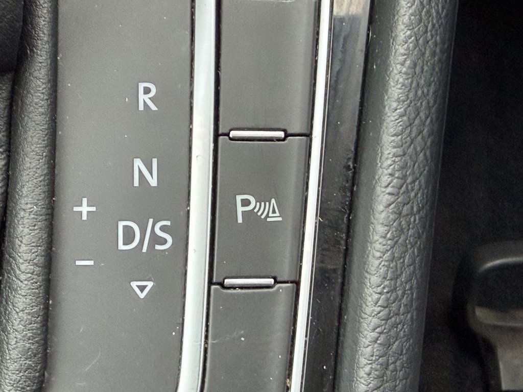 Used Volkswagen Golf 2019 for sale - 76469752: Photo 26