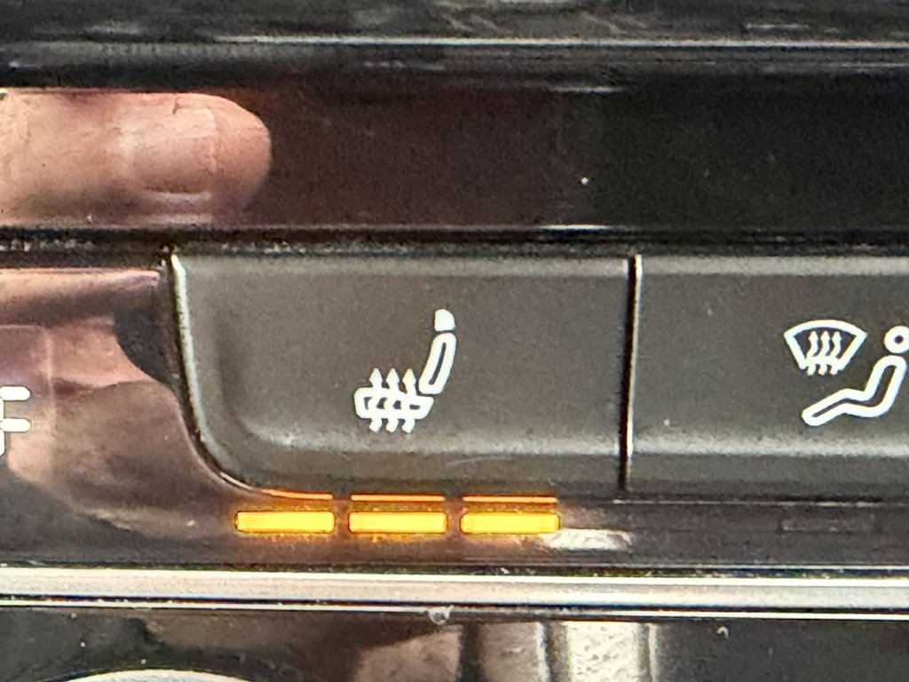 Used Volkswagen Golf 2019 for sale - 76469752: Photo 28