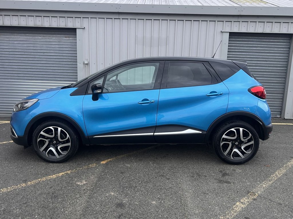 Used Renault Captur 2016 for sale - 76985705: Photo 2