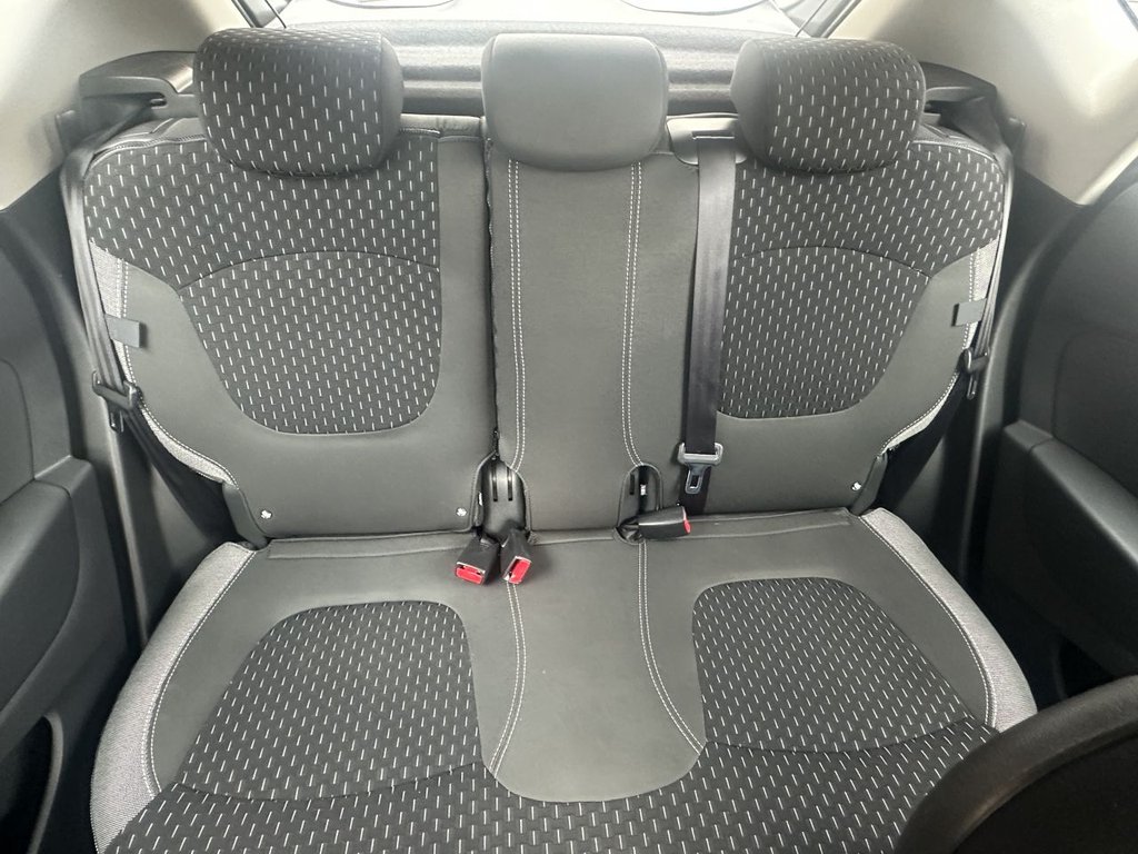 Used Renault Captur 2017 for sale - 77621278: Photo 10