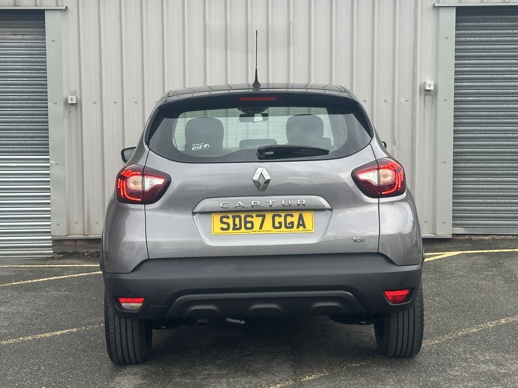 Used Renault Captur 2017 for sale - 77621278: Photo 4