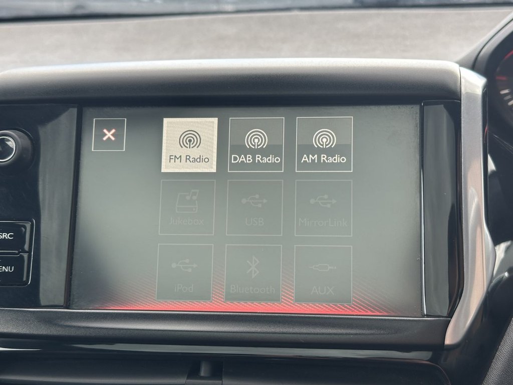 Used Peugeot 208 2015 for sale - 75960931: Photo 16