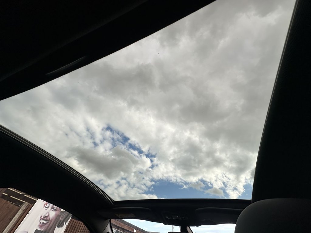 Used Peugeot 208 2015 for sale - 75960931: Photo 21