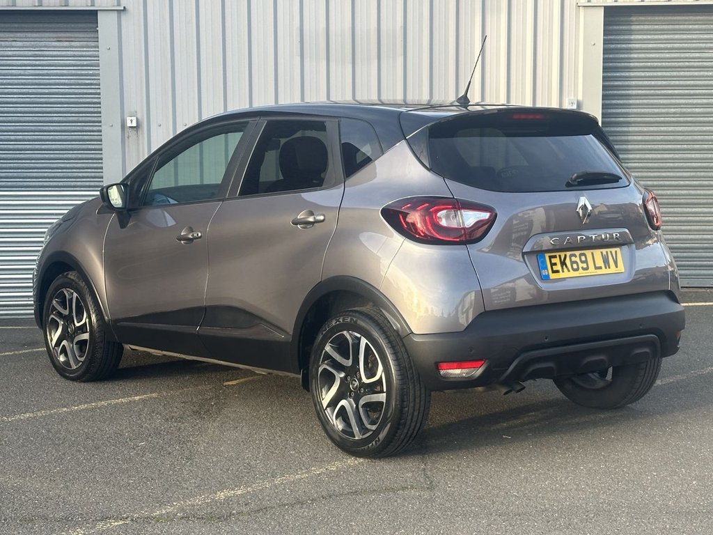 Used Renault Captur 2019 for sale - 77692886: Photo 3