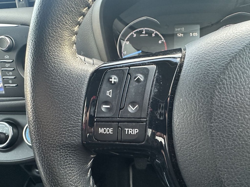 Used Toyota Yaris 2018 for sale - 77835328: Photo 13