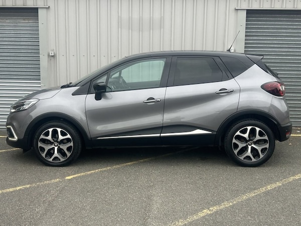 Used Renault Captur 2019 for sale - 76068329: Photo 2