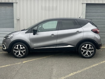 Used Renault Captur 2019 for sale - 76068329: Photo 2