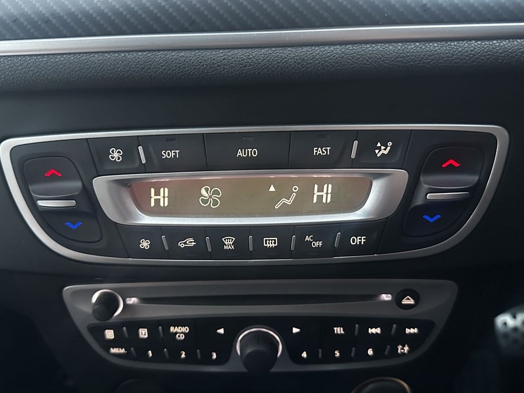 Used Renault Megane 2011 for sale - 76840874: Photo 18