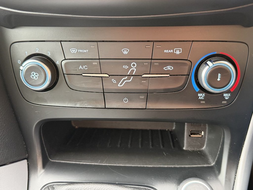 Used Ford Focus 2017 for sale - 76496261: Photo 20